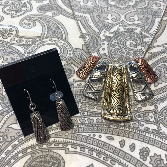 ⬇️ 5 tier pendent set - multi tone - Picture 1 of 5